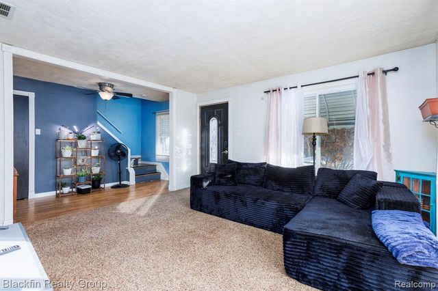 8441 Fisher Avenue, Warren, MI 48089