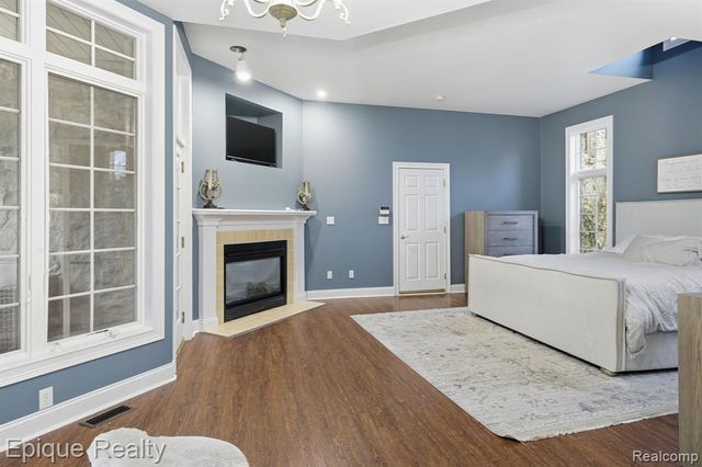 1 Chelsea Court, Metamora, MI 48455