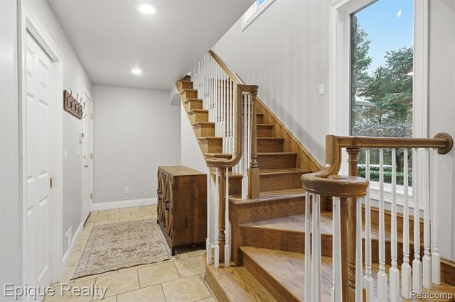 1 Chelsea Court, Metamora, MI 48455