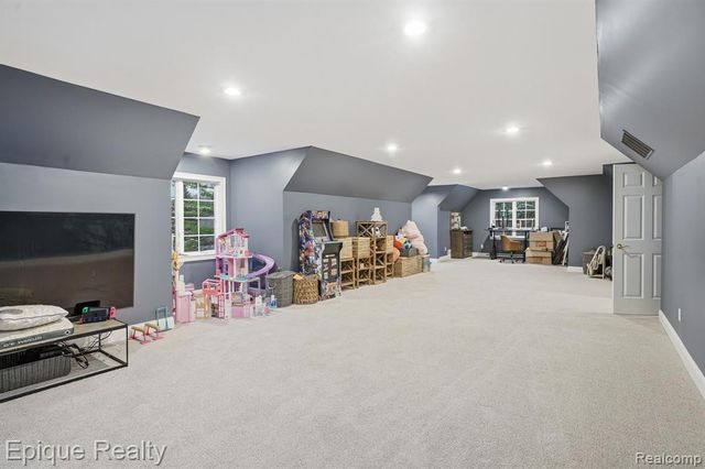 1 Chelsea Court, Metamora, MI 48455