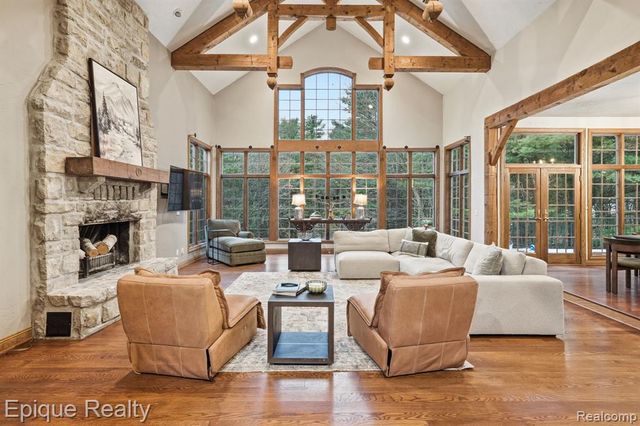 1 Chelsea Court, Metamora, MI 48455