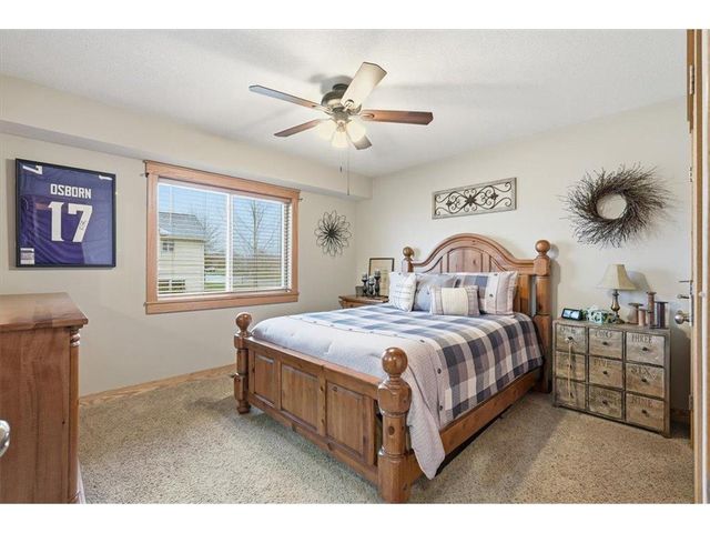 1542 Ponderosa Lane, New Richmond, WI 54017
