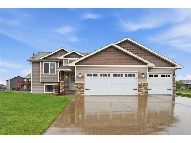 1542 Ponderosa Lane, New Richmond, WI 54017