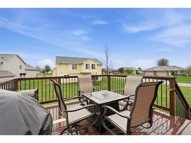1542 Ponderosa Lane, New Richmond, WI 54017