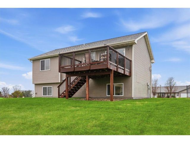 1542 Ponderosa Lane, New Richmond, WI 54017