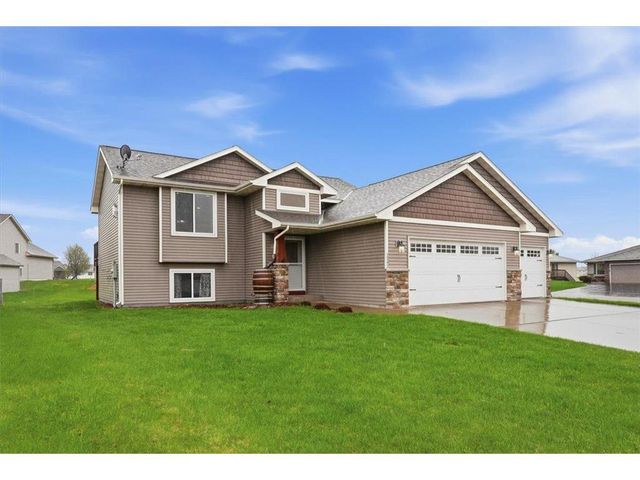 1542 Ponderosa Lane, New Richmond, WI 54017