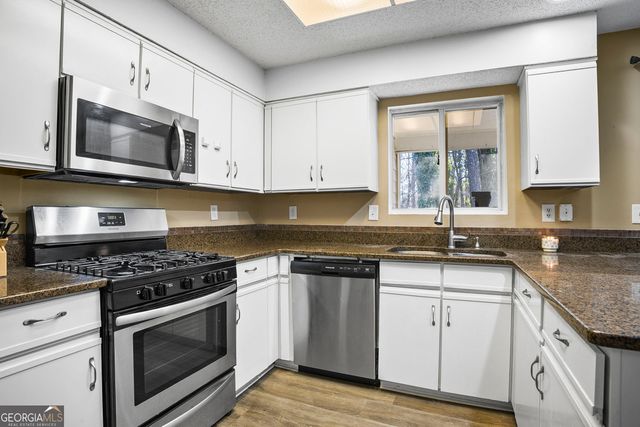 32 Springhedge Court, Smyrna, GA 30080