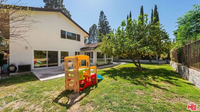 18931 Kinbrace Street, Porter Ranch, CA 91326