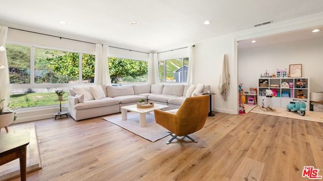 18931 Kinbrace Street, Porter Ranch, CA 91326