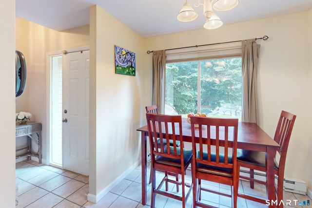 20 East Pembroke Road 22, Danbury, CT 06811