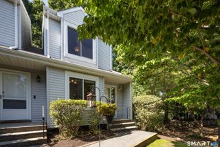 20 East Pembroke Road 22, Danbury, CT 06811