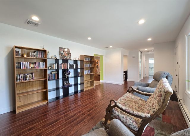 6 Shelley Drive, Middle Island, NY 11953