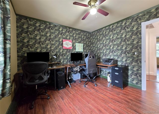 6 Shelley Drive, Middle Island, NY 11953