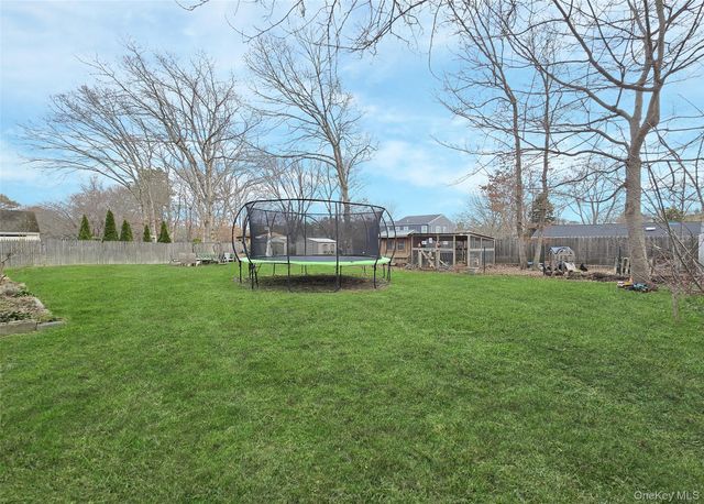 6 Shelley Drive, Middle Island, NY 11953