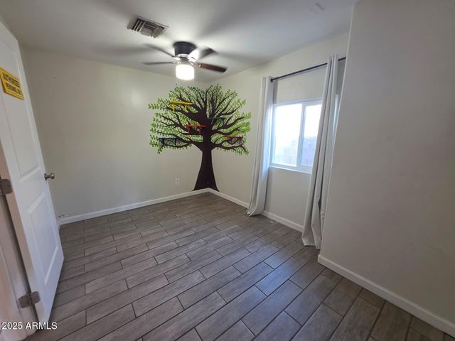 752 W 3RD Place, Mesa, AZ 85201