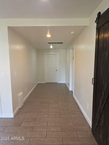 752 W 3RD Place, Mesa, AZ 85201