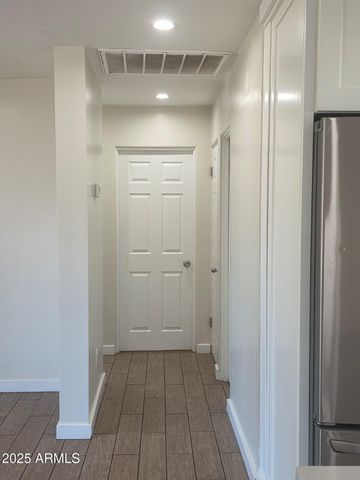 752 W 3RD Place, Mesa, AZ 85201