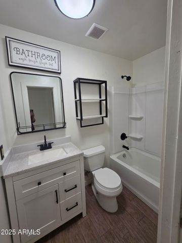 752 W 3RD Place, Mesa, AZ 85201