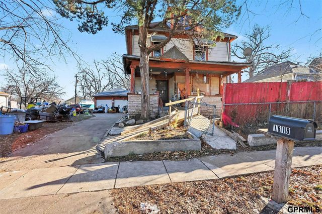 1618 N 28 Street, Lincoln, NE 68503