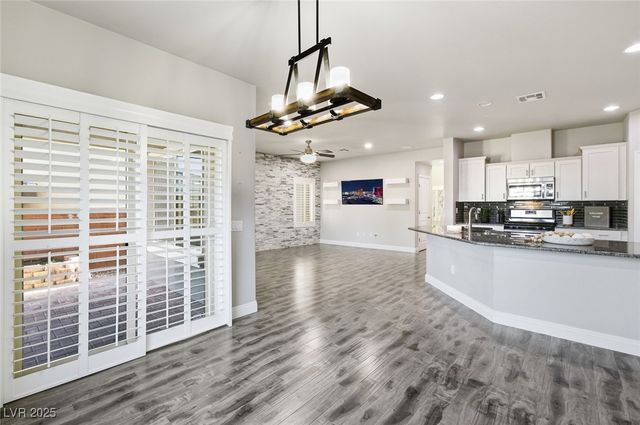 5742 Shadow Bend Drive, Las Vegas, NV 89135