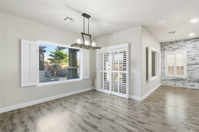 5742 Shadow Bend Drive, Las Vegas, NV 89135