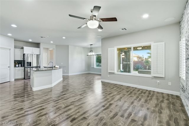 5742 Shadow Bend Drive, Las Vegas, NV 89135