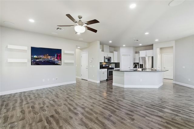 5742 Shadow Bend Drive, Las Vegas, NV 89135