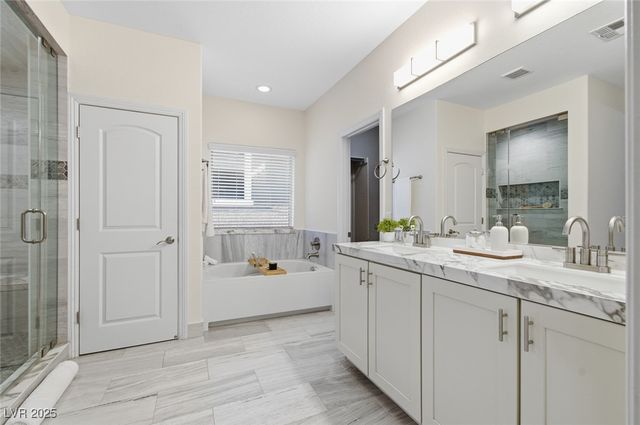 5742 Shadow Bend Drive, Las Vegas, NV 89135