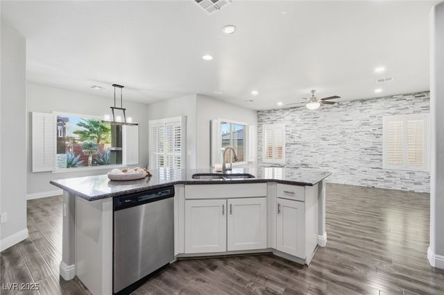 5742 Shadow Bend Drive, Las Vegas, NV 89135