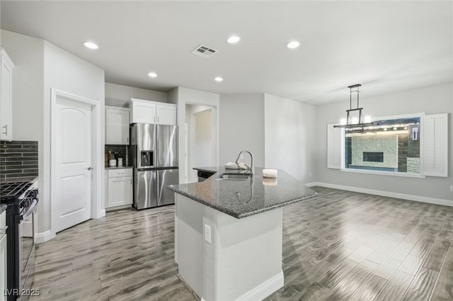 5742 Shadow Bend Drive, Las Vegas, NV 89135