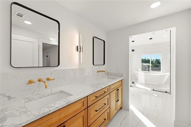 505 Kinzie Island CT, Sanibel, FL 33957