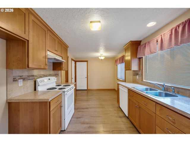 3113 B St, Forest Grove, OR 97116