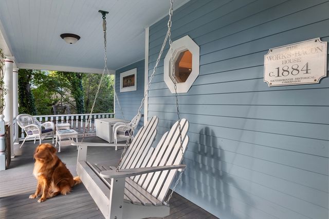 4 Latisquama Rd, Southborough, MA 01772