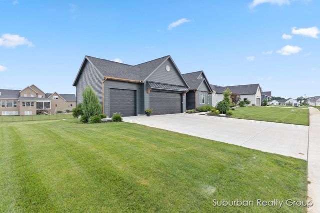 8056 Tramway Drive SW, Byron Center, MI 49315
