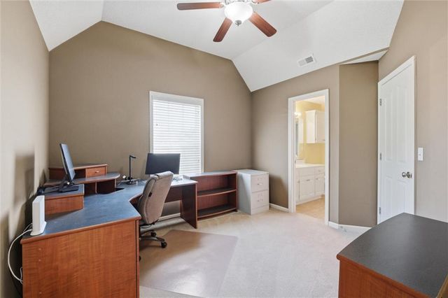 21104 W 53rd Terrace, Shawnee, KS 66218