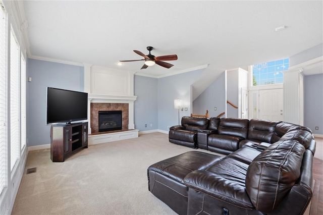 21104 W 53rd Terrace, Shawnee, KS 66218