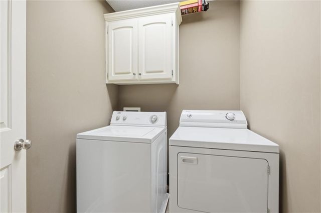 21104 W 53rd Terrace, Shawnee, KS 66218