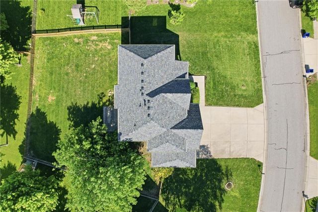 21104 W 53rd Terrace, Shawnee, KS 66218