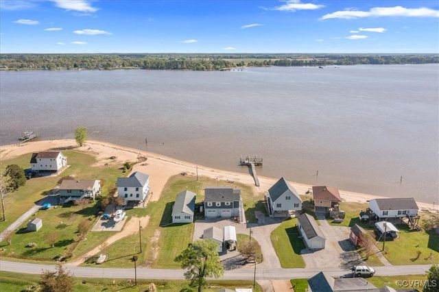683 Villa Rd, Claremont, VA 23899