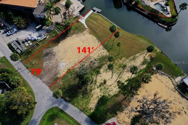1845 SE 3RD COURT, Crystal River, FL 34429