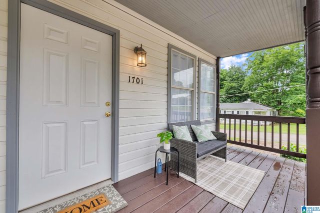 1701 27TH AVENUE N, Hueytown, AL 35023