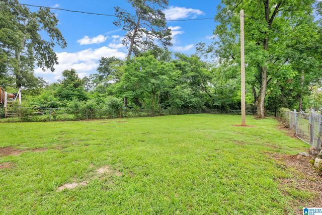 1701 27TH AVENUE N, Hueytown, AL 35023