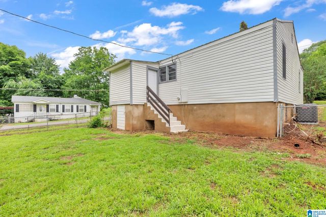 1701 27TH AVENUE N, Hueytown, AL 35023