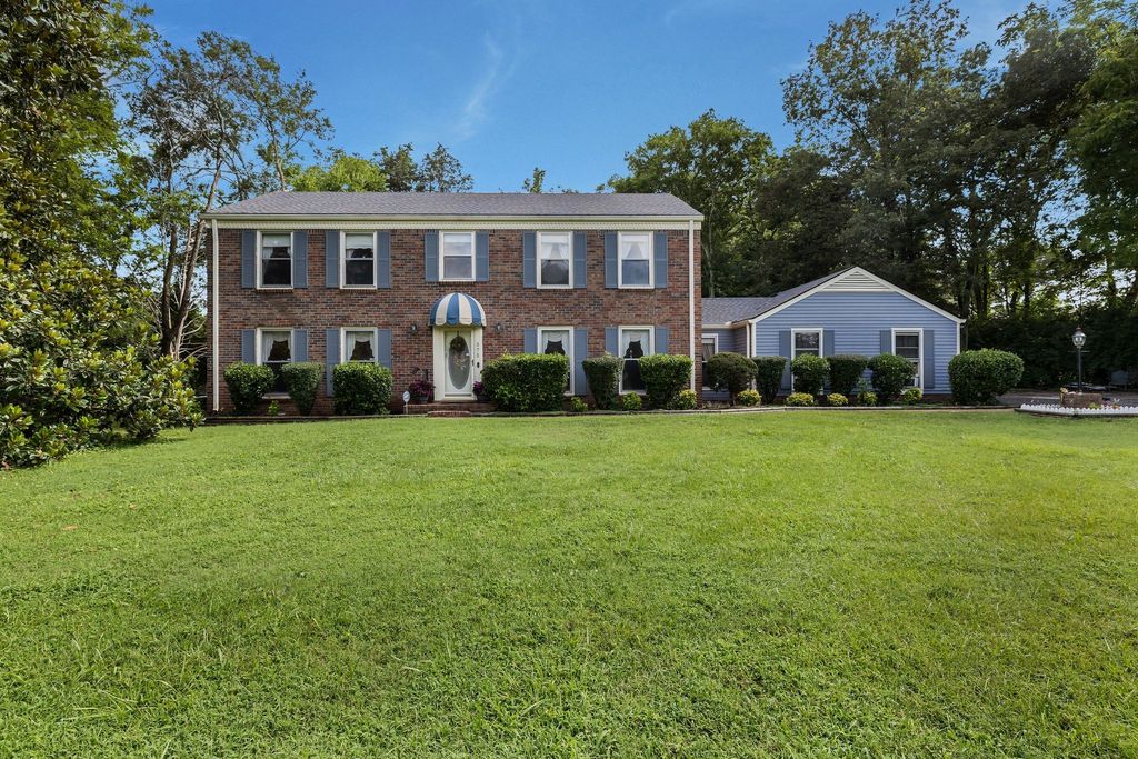 575 Inez Dr, Smyrna, TN 37167