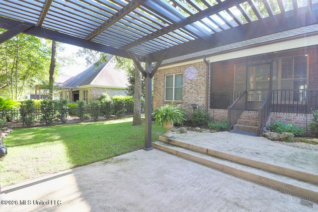 7388 Live Oak Way, Pass Christian, MS 39571