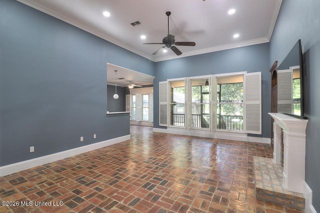 7388 Live Oak Way, Pass Christian, MS 39571