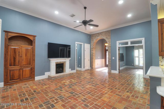 7388 Live Oak Way, Pass Christian, MS 39571