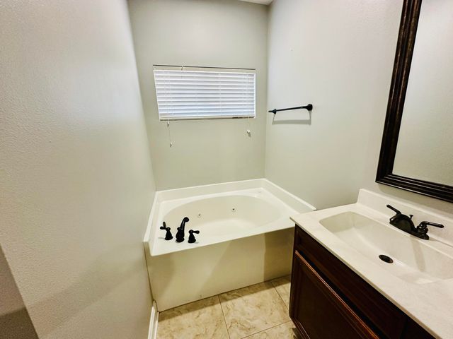 118 NW Jonquil Avenue, Fort Walton Beach, FL 32548