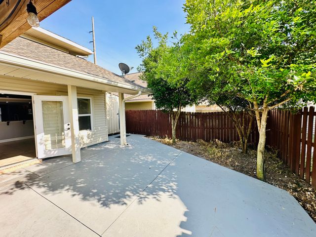 118 NW Jonquil Avenue, Fort Walton Beach, FL 32548