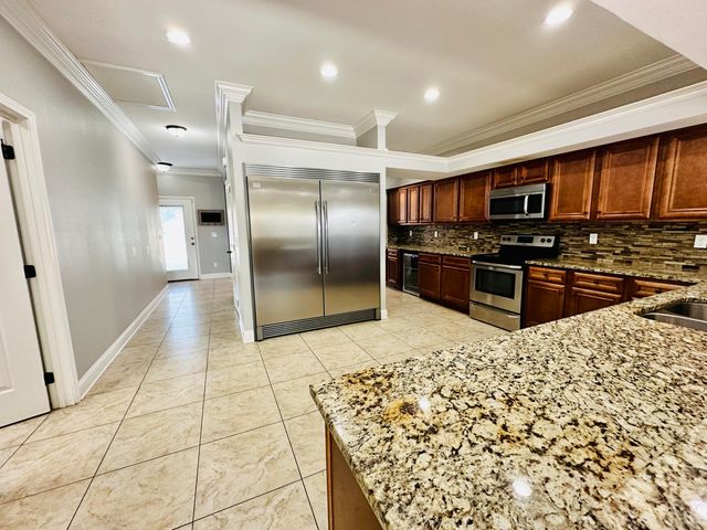 118 NW Jonquil Avenue, Fort Walton Beach, FL 32548